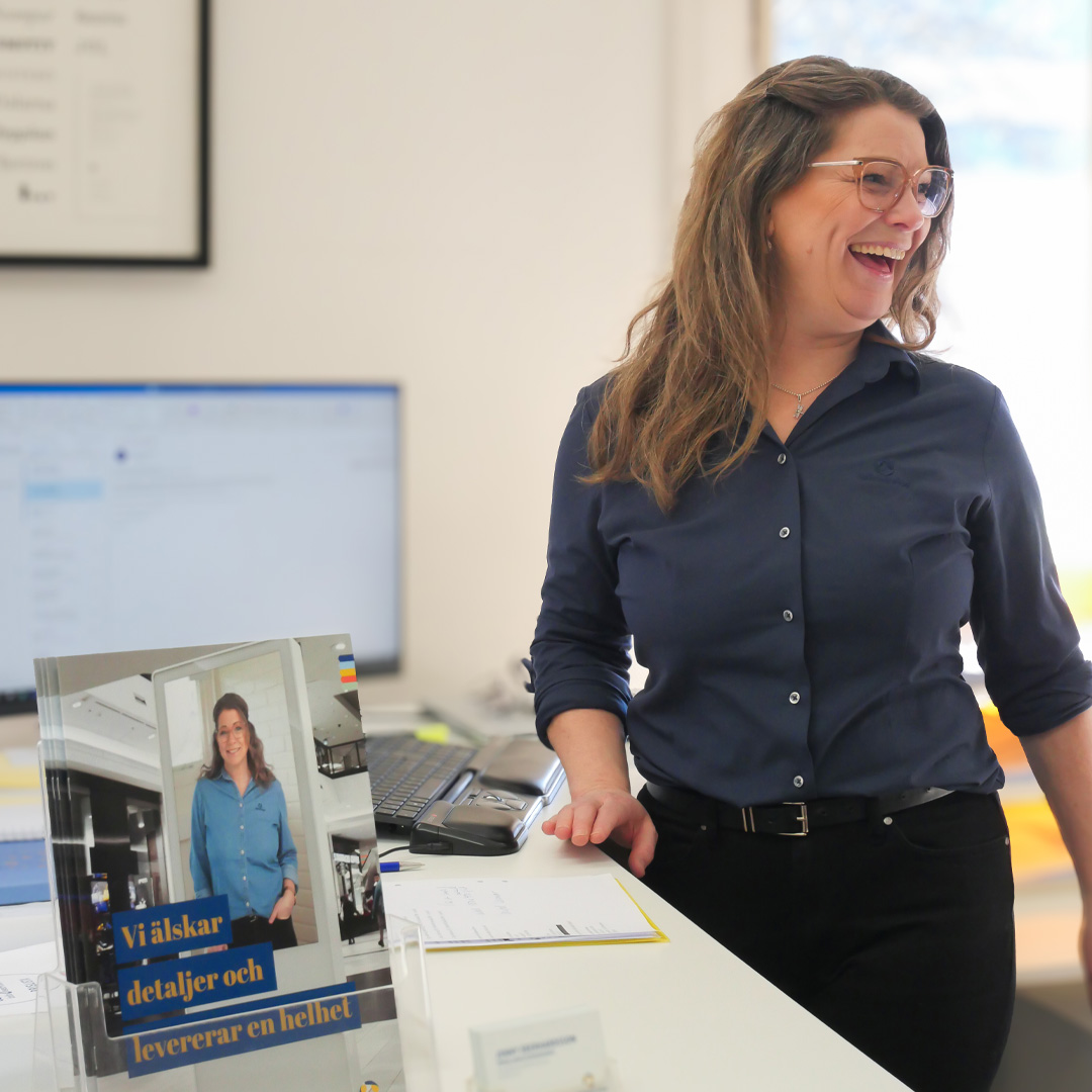 Projektledare Jenny på jobbet