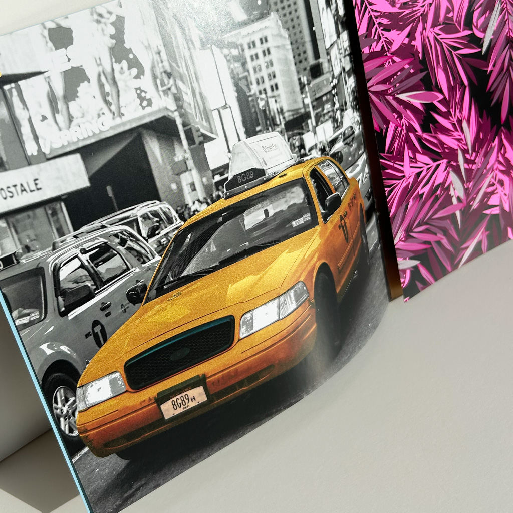 Guldtryck och metallic-färger ger trycksaker ett extra lyft